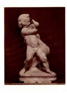 Brogi 16635 ROMA Museo Capitolino Fanciullo che lotta con un cigno., statua di marmojpg